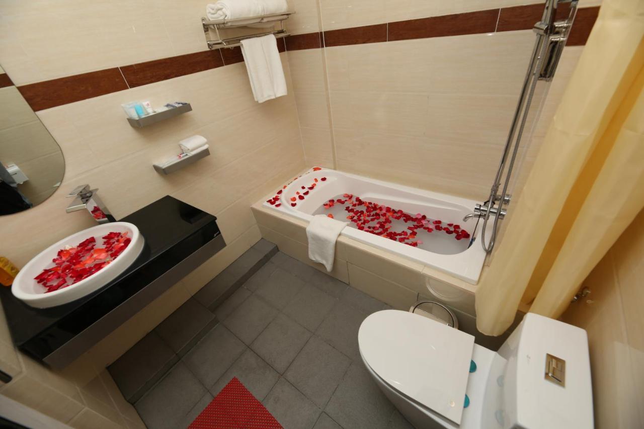 H Plus Hotel Rangun Kültér fotó