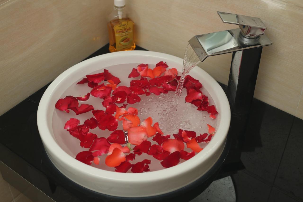 H Plus Hotel Rangun Kültér fotó