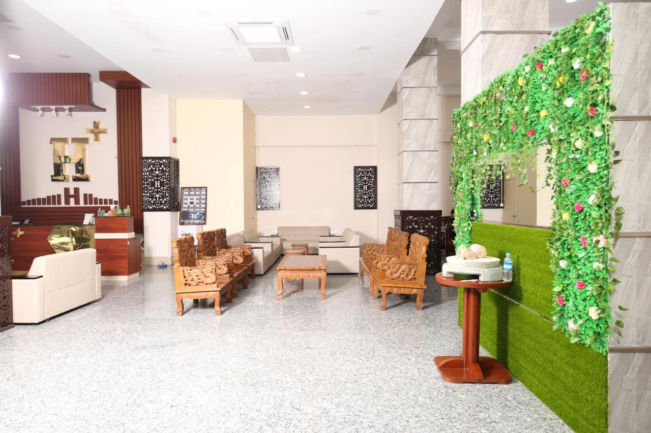 H Plus Hotel Rangun Kültér fotó